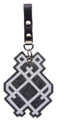 Helkiv ripats halli Uurali karuga