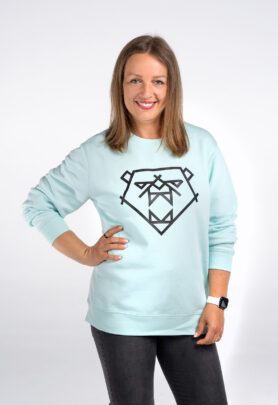 Eesti Rahva Muuseumi roheline pusa karuga