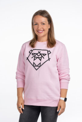 Eesti Rahva Muuseumi roosa pusa karuga