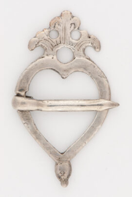 Südamekujulise sõle valmistamine